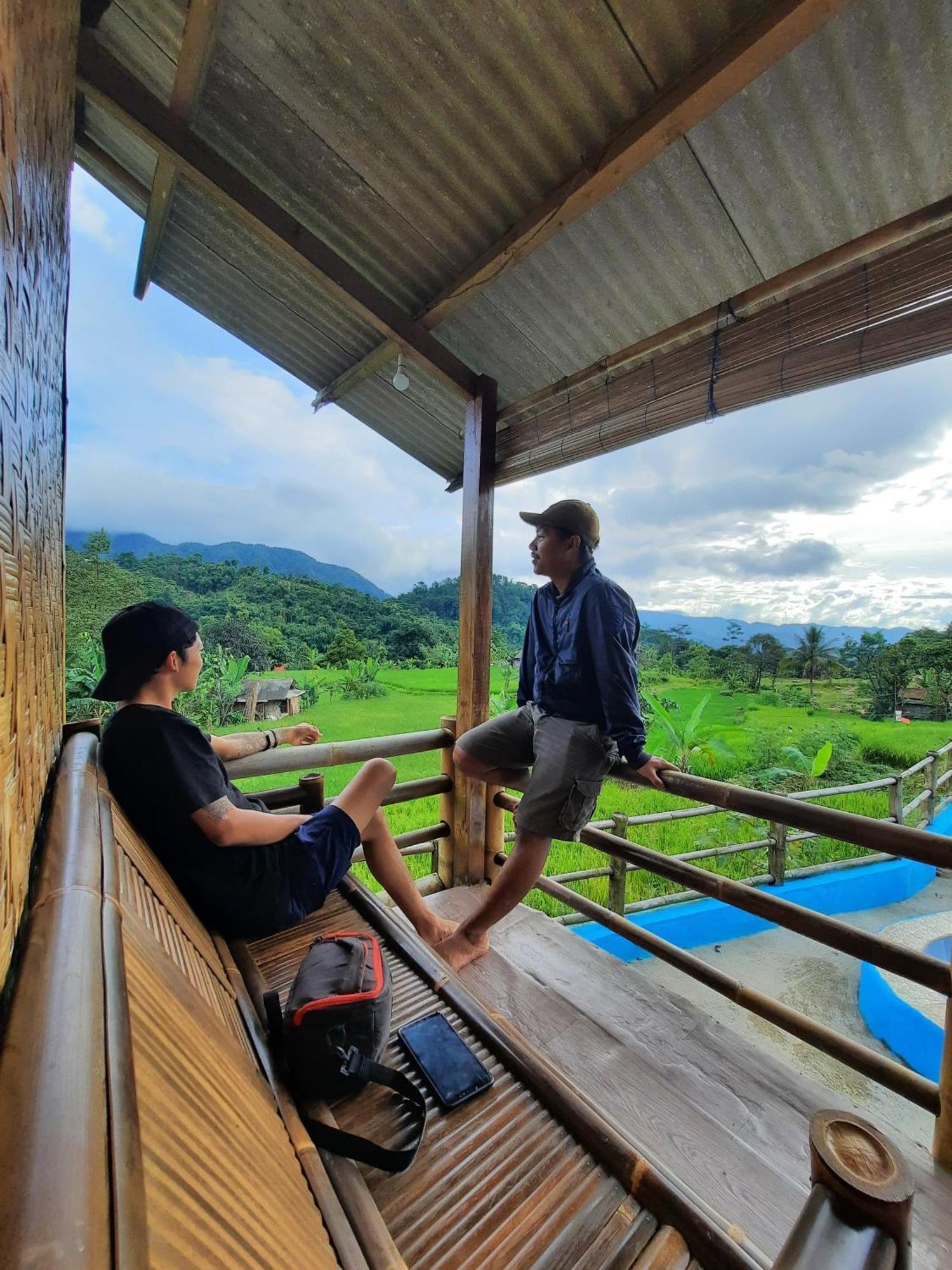 De Salak Homestay Богор Экстерьер фото