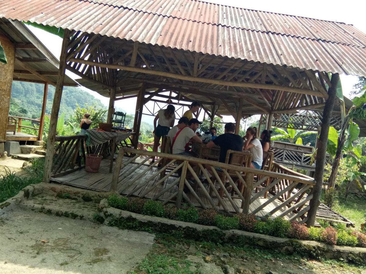De Salak Homestay Богор Экстерьер фото