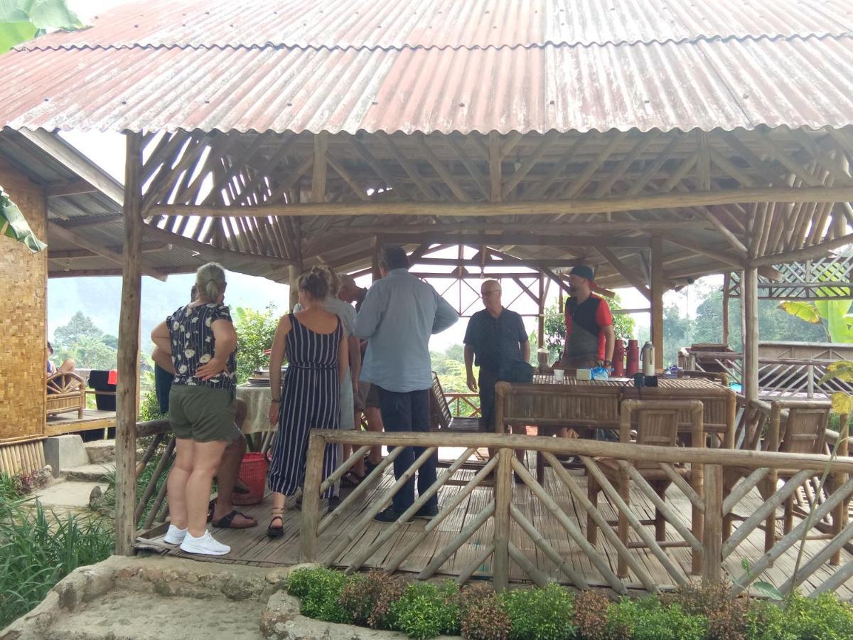 De Salak Homestay Богор Экстерьер фото