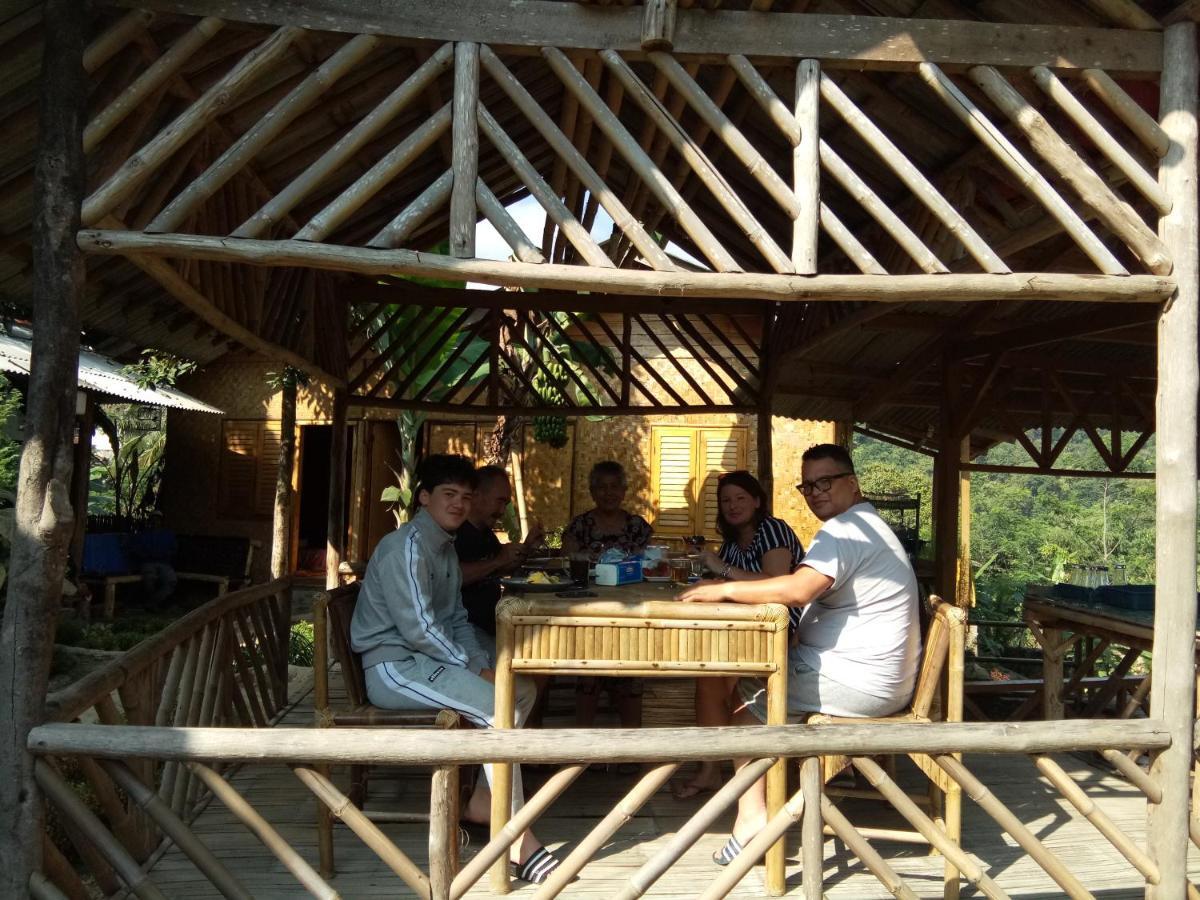 De Salak Homestay Богор Экстерьер фото